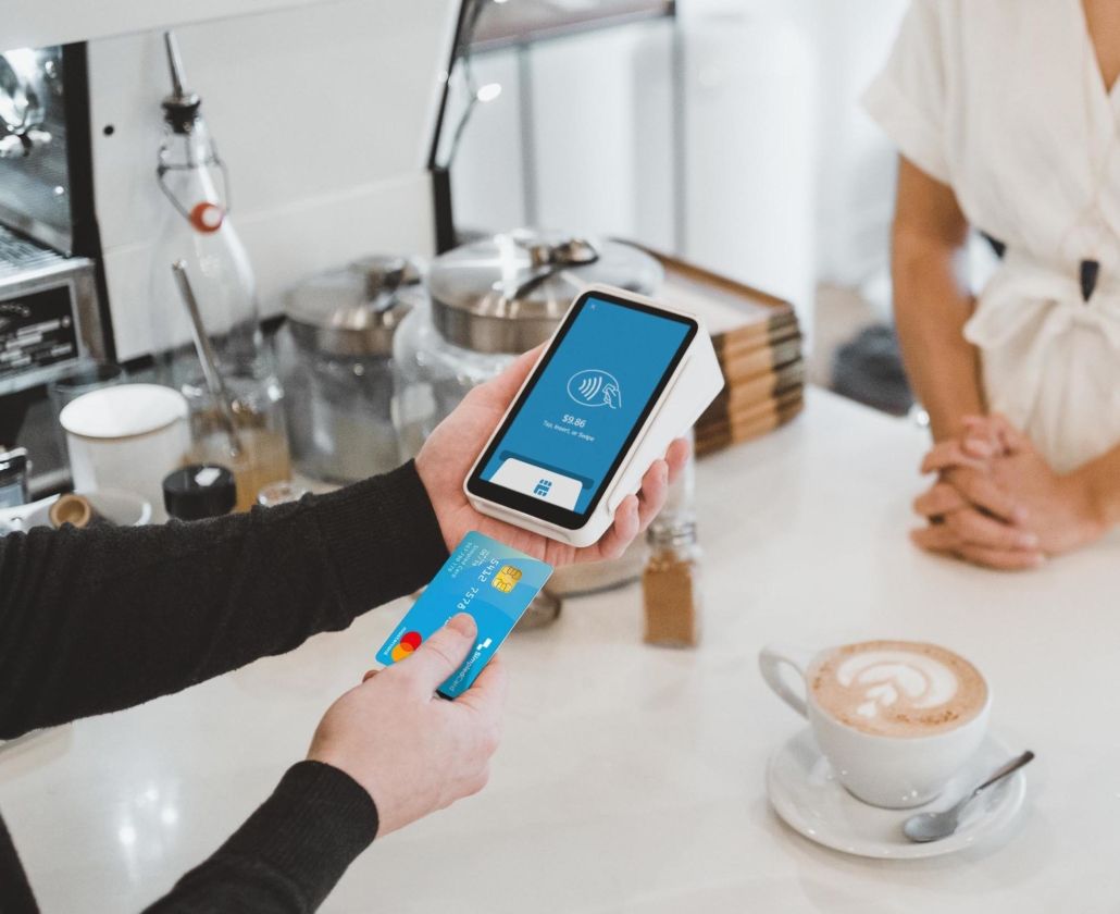 simpledcard's tweet image. Gebruik de betaalkaart van SimpledCard als mobiliteitspas en profiteer van de voordelen van verschillende vormen van vervoer via één pas. buff.ly/2YnfZed