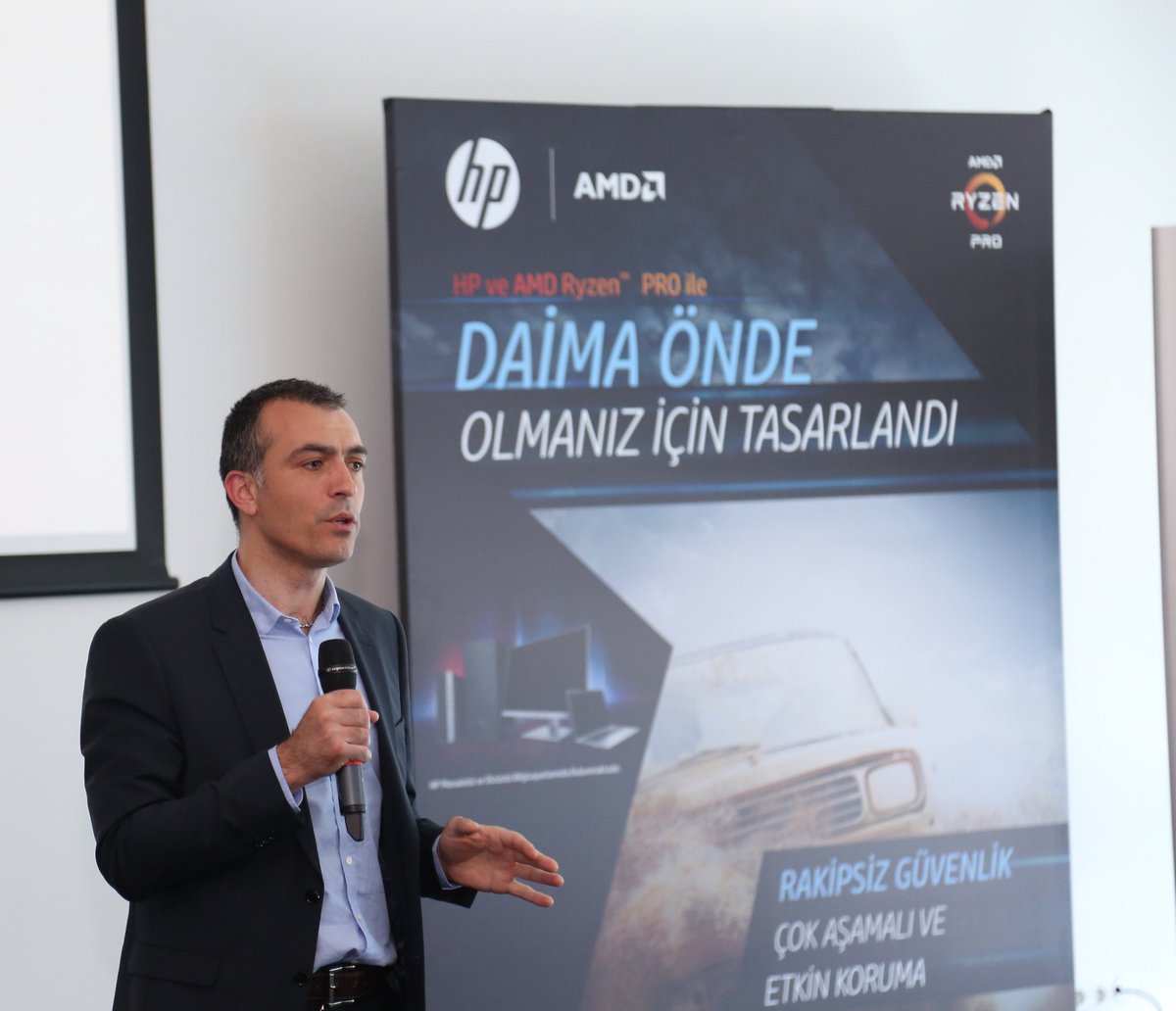 EmreAlaman's tweet photo. Farklı sektörlerden IT Yöneticileri ile siber güvenlik konuştuk. Juniper Research’e göre siber saldırıların maliyeti 2.1 Trilyon USD’ye ulaşacak! #hpsecurity https://t.co/P28ob6atQv