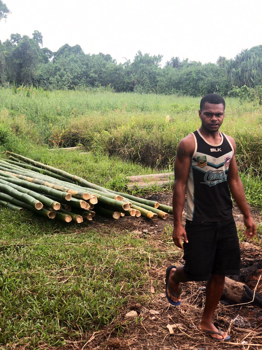 keepfijiclean's tweet photo. Practicing net positive principles by ensuring that @UtoNiYalo spreads business opportunities to community groups where youth entrepreneurs bring in bamboo used to build 100 traditionally designed sailing canoes by Christmas this year #LowCarbonSeaTransport https://t.co/vq1C8vF1NJ