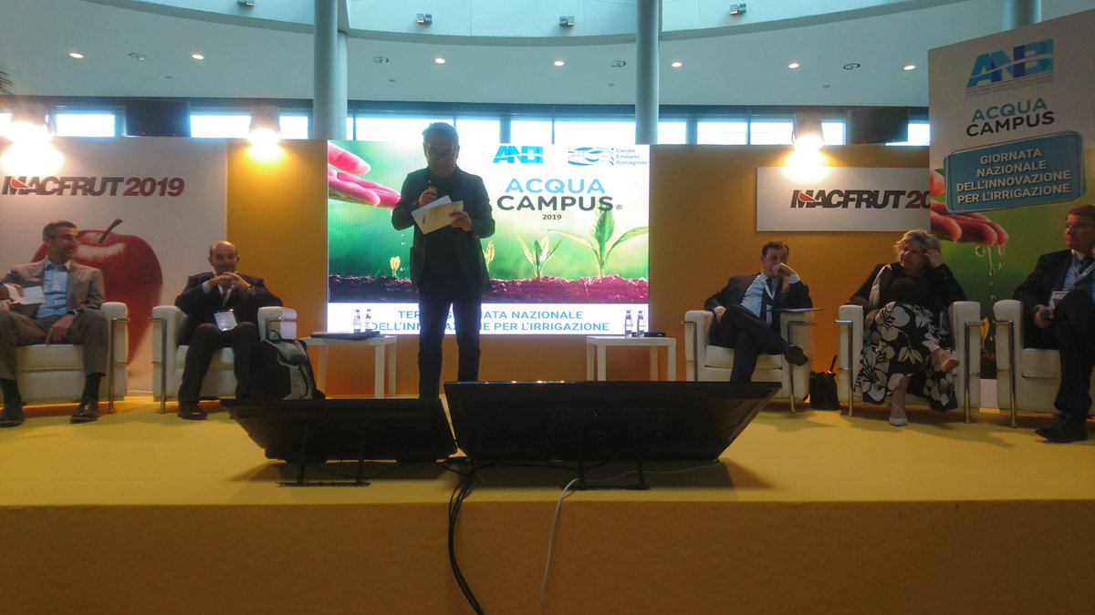 Tutto è pronto: si comincia #cer  #MACFRUT2019 l'acqua è un bene comune, occorre valorizzarla e ottimizzarne il consumo #acquacampus sta tracciando il cammino e molte aziende hanno già aderito