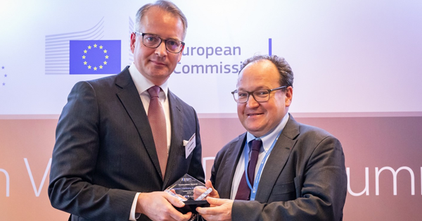 M_Files's tweet photo. .@EIB has recognized @M_Files as one of the most innovative tech companies in Europe. The intelligent #informationmanagement company was awarded EIB’s 2019 Innovation Award at the second annual EIB Venture Summit in Luxembourg. https://t.co/bGvVUPoQcK https://t.co/SVulc1i7hv