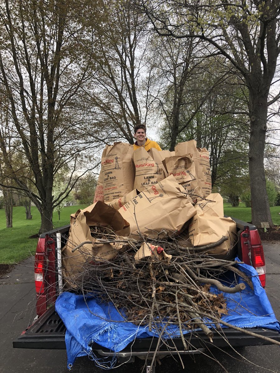 AfcLandscaping's tweet photo. We have secured the bags #AnythingForCash https://t.co/lgMjGsLB49