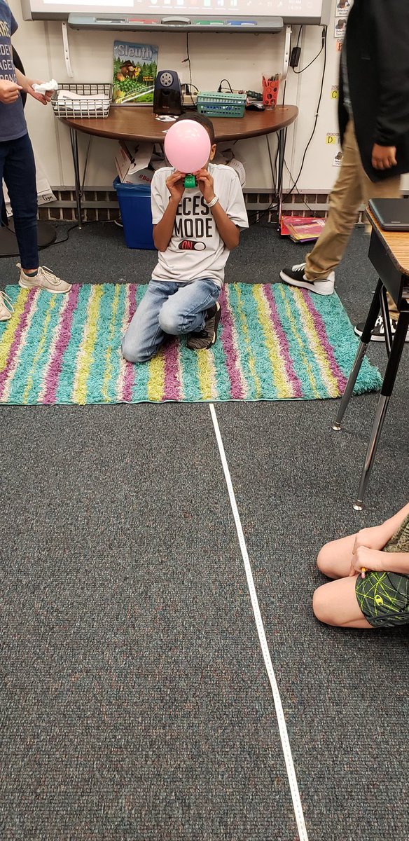 mrs_butler_4th's tweet photo. How slow can you go? #balloonracers @EWA_MCS https://t.co/c7ycWnLf03