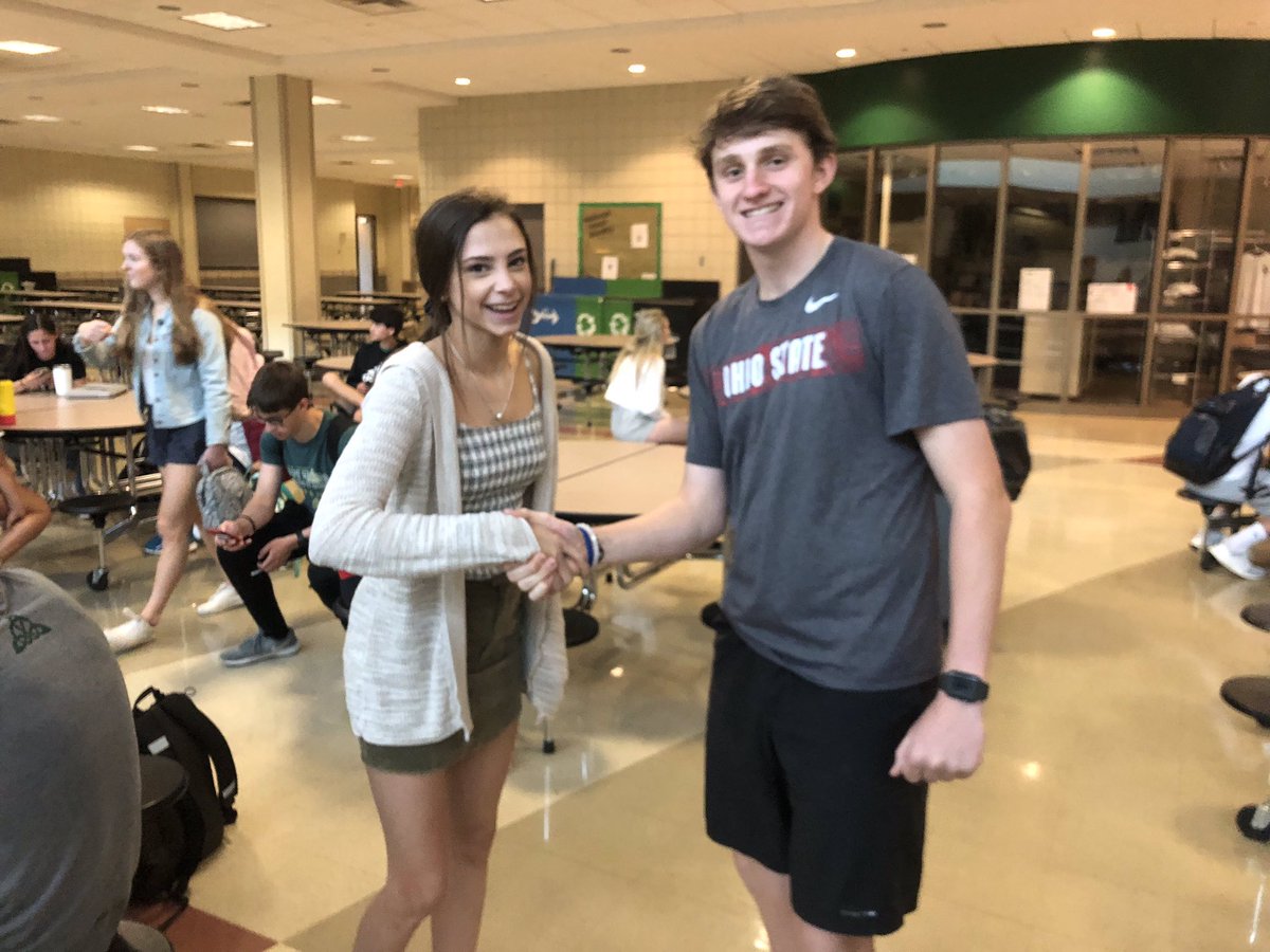 logan_4_pres's tweet photo. Started off the morning with a quick encounter with @Durant4pres wishing Mia and her team best of luck for the rest of the election. πΊπΈ #voteforlogan https://t.co/RKZAAa8UAI