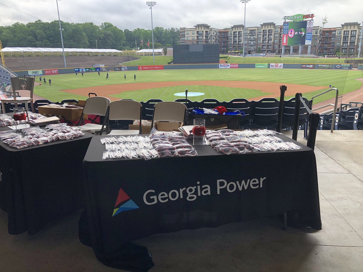 It’s Education Day with the @GoStripers and we are ready for the kids! @GeorgiaPower #poweringeducation