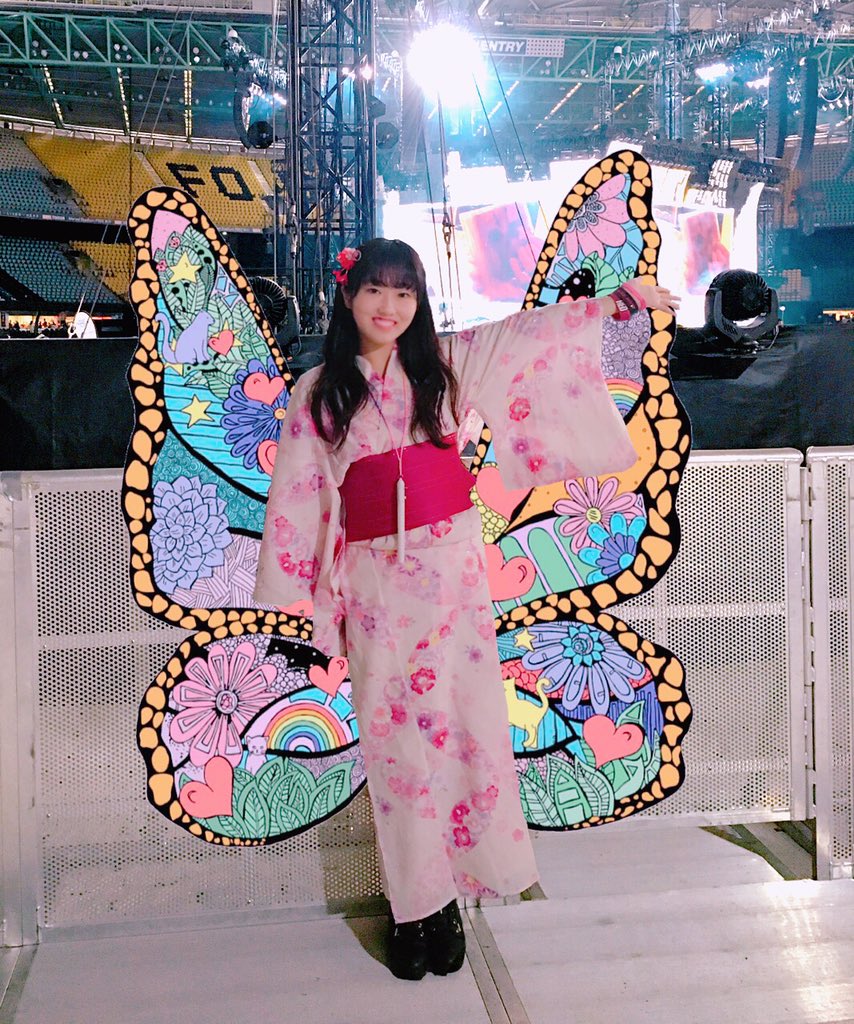moeka_swiftie's tweet photo. REP TOUR Γ TS7 ERA ππ¦π @taylorswift13 @taylornation13 #OneYearOfRepTour #repTourMemories https://t.co/0PUuFwgR3e