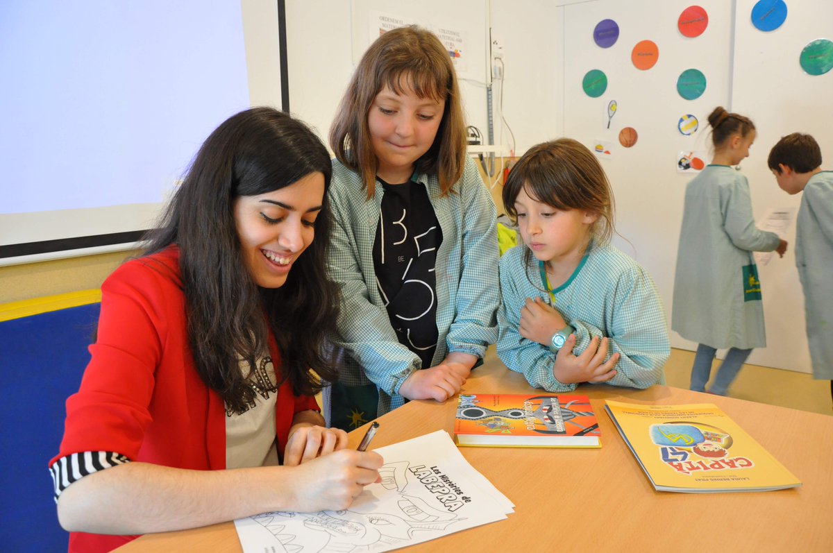 Labepra's tweet photo. Mireu quins nens i nenes més lectors que vaig trobar a l'escola Ramon Estadella i Torradeflot de Guissona (#Lleida). Podeu veure totes les fotos de la meva activitat literària a 👉 https://t.co/WuiejN8lGK @laurabernis #literatura #Labepra #escola #Labepraalesescoles #llibres https://t.co/fdpMXlFzEQ