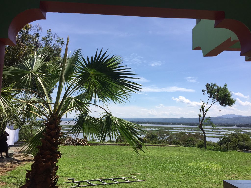 HomestayCottage's tweet photo. You don't have to wait until the weekend to get some relaxation. Treat yourself to a day of well-deserved pampering at our new hotel #milimani @KisumuCountyKE
#spadaythursday #spa #ThursdayMotivation #Comforthasanaddress #TheHomestayCottage ^SN https://t.co/JT4Jy2VPia