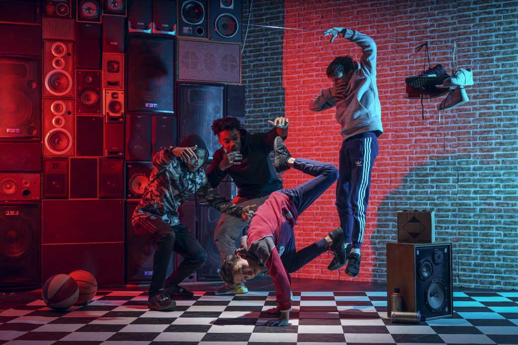 The Floor is Yours op Festival Tweetakt Fort Ruigenhoek zondag 26 mei

Meer kinderen doen mee aan cultuur door samenwerking Jeugdfonds Cultuur Utrecht met Festival Tweetakt

jeugdfondssportencultuur.nl/nieuws/the-flo…