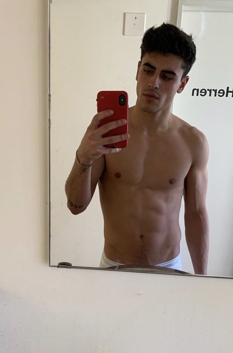 Chip_OUAT's tweet image. Morning.