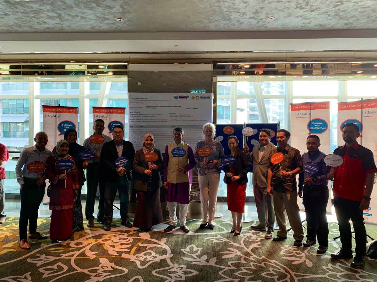 mirosroadsafety's tweet photo. 5th UN Global Road Safety Week #SpeakUp and #SafeDrive with Volvo Car Malaysia campaign. The focus is on seatbelt usage for safety

#BuckleUp
#ArriveAlive https://t.co/p5FOrxJtea