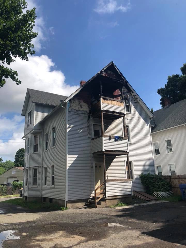 inc_eduardo's tweet photo. After the smoke clears, we set to work with your homeowner's adjuster to stabilize the home including boarding, tarping, cleaning up &amp; prepping for restoration. We handle all the details so you can worry about the bigger stuff - you &amp; your family. #CT #Restoration #firedamage https://t.co/mh4WqFZgYu