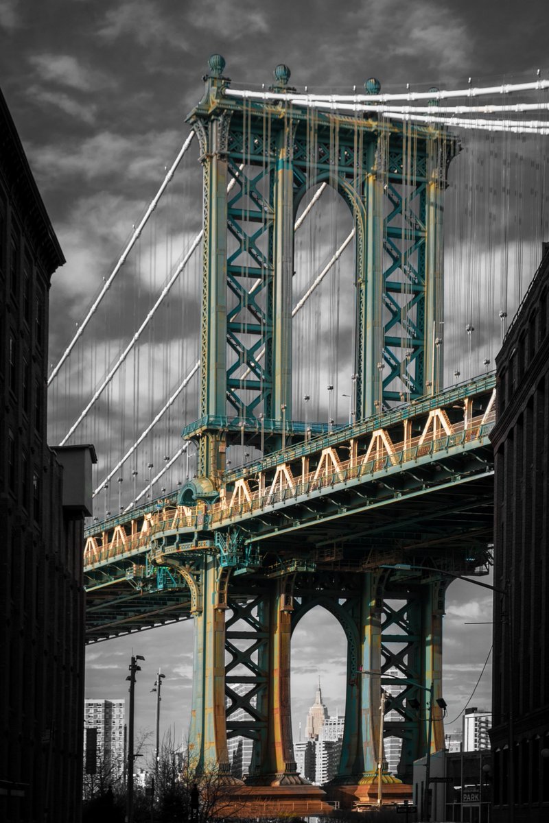 VSEENdotcom's tweet photo. Down Under the Manhattan Bridge Overpass. #DUMBO
.
.
.
.
#bridge #beseenwithVSEEN #popofcolor #nyclandmarks #landmark #brooklyn #newyorkcity #newyork #nyc #design #art #architecture #photography https://t.co/vykFKrXiBc