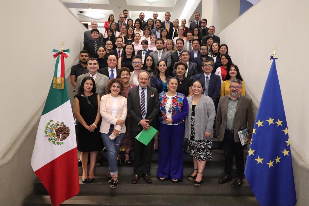 Concluye la Presentación de resultados y experiencias aprendidas del #LCSIIMXUE. ¡Gracias por todos los esfuerzos compartidos de parte de todos los que hacen posible el Laboratorio de #CohesiónSocial MX -UE,porque impulsando la #Cooperación nos fortalecemos! <a href="/AMEXCID/">AMEXCID</a> <a href="/UEenMexico/">Unión Europea en México 🇪🇺🇲🇽</a>