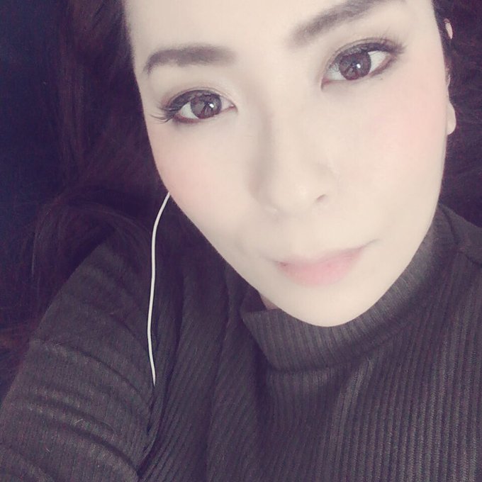 眠いな〜移動中なう😃 https://t.co/qLGFsYBKtk<a href="/tag/ai%E3%82%A2%E3%83%90%E3%82%BF%E3%83%BC"class="tags"><span>#aiアバター</span></a>