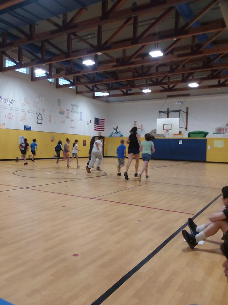 Love to see teachers join us for our fitness testing. Encourages the Ss to do more! Mrs. Strauss is a beast, 45 laps! Thank you @MissEStrauss #pacer #fitnesstesting #beastmode