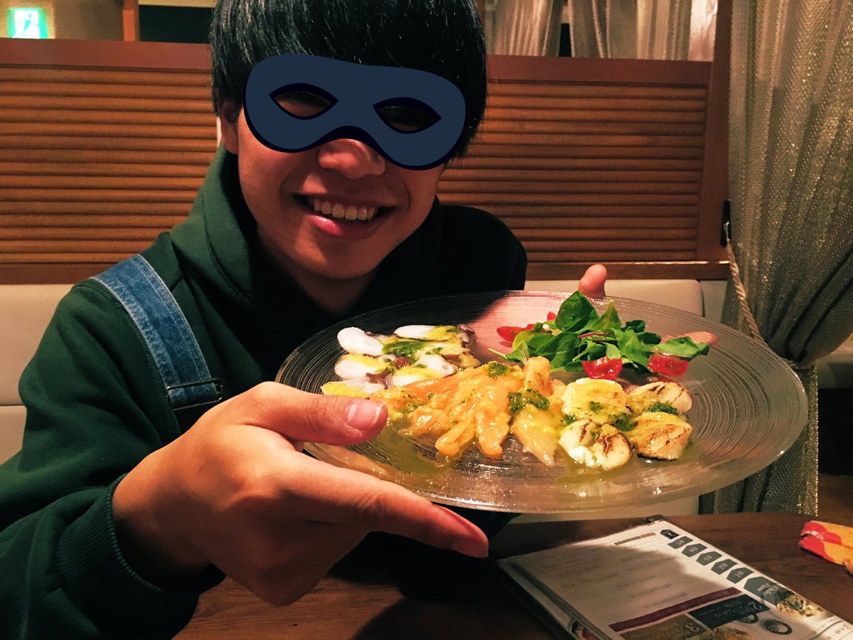 r___ko0330's tweet photo. 1年9ヶ月(･∀･)🧤 https://t.co/CN2FgrXeap