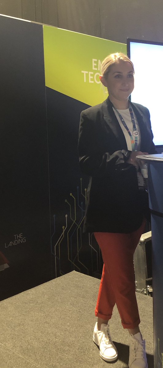 The Data Refinery tweet media