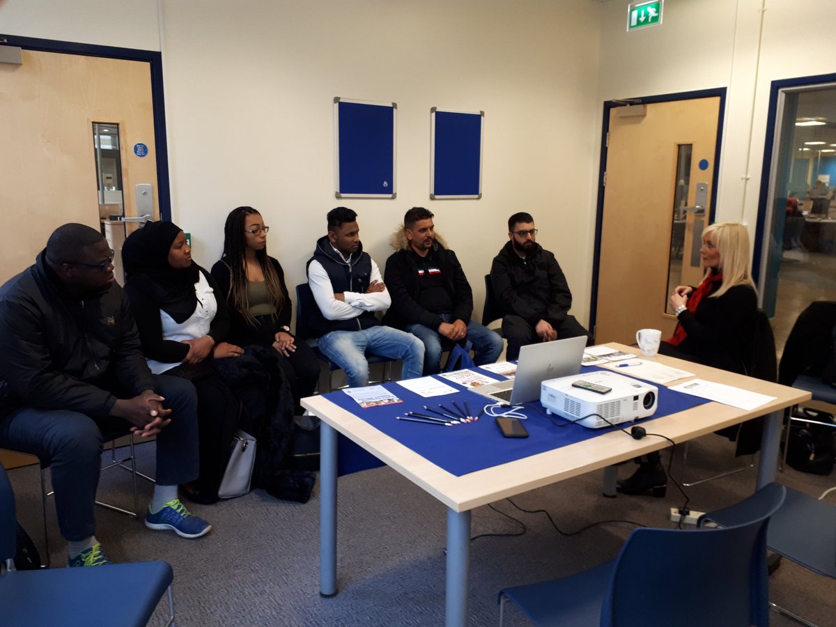 BazNarbad3850's tweet photo. Positive engagement with our BME job seekers at the RWF Cardiff Job Centre outreach session today. Thanks to DS Melanie Deere for assisting in promoting #RWFweek https://t.co/i6Sk3MAZTK