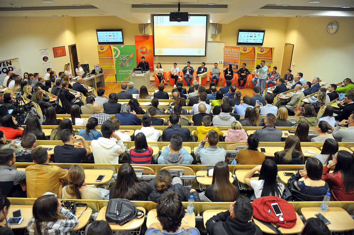 ivan_jovetic's tweet photo. IX Berza preduzetnickih ideja @udg_montenegro 
Sjajan dogadjaj, odlicne startup ideje, znacajne investicije i nevjerovatna energija! 
UDG, MEBAN i znacajan broj crnogorskih kompanija je podrzao mlade preduzetnike 
#udgmontenegro #udgevent  #startup #ideas #entrepreurship https://t.co/02JfjwSlVc