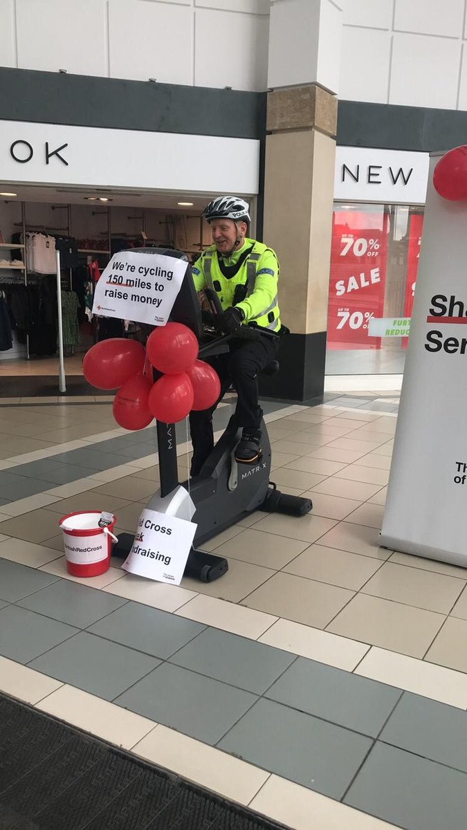 RedCrossJobsUK's tweet image. Our amazing team are out cycling in Paisley to raise money for #RedCrossWeek in Paisley today, we even got a policeman involved!