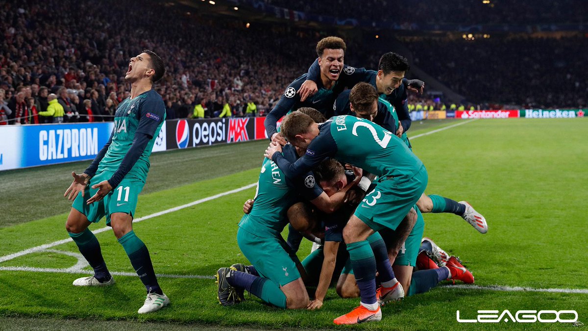 SpursOfficial's tweet photo. NEVER. GIVE. UP.

📸 @LeagooOfficial

#UCL ⚪️ #COYS https://t.co/hwSOEXGWmD