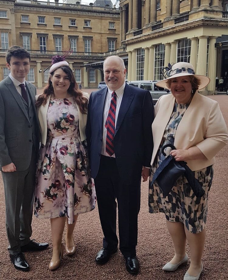 TaylorRedLondon's tweet photo. Taylor Red clients looking fabulous at Buckingham palace today! 
.
.
.
#bespoke #handmadehats #fitforroyalty #ladiesfashion #hats #buckinghampalace https://t.co/NDjain1z6j