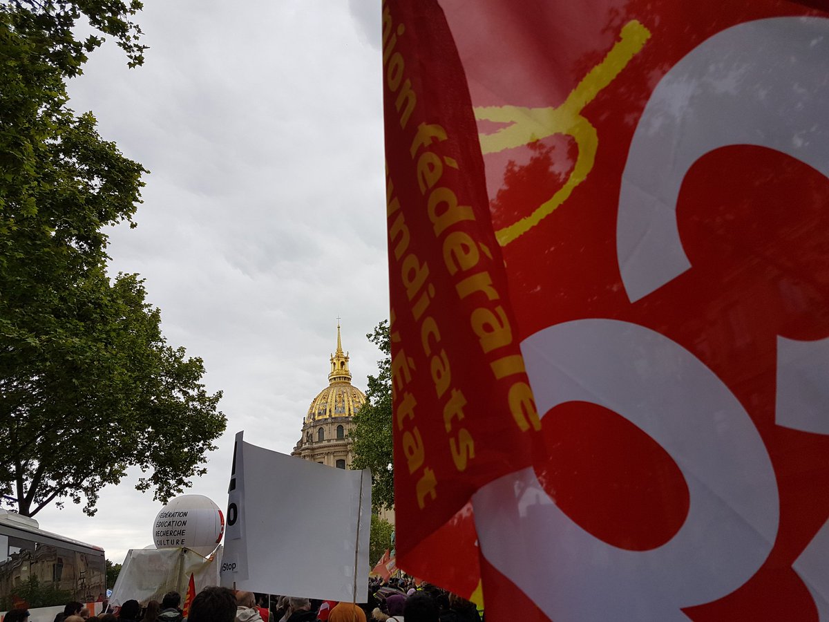 arrivee aux invalides #9mai