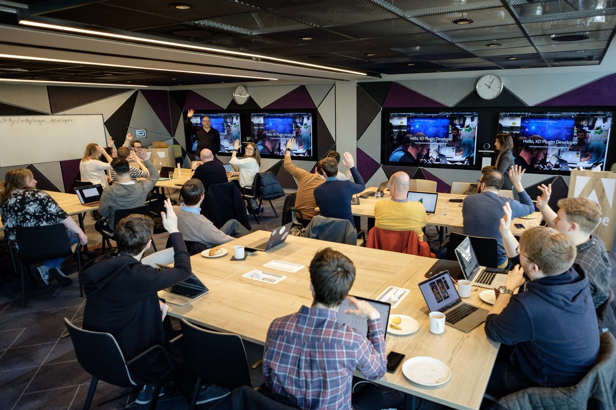 ashryan_io's tweet image. After lunch, @ingoeichel talked with @JustinGraphitas on stage about how @AdobeXD plugins have enhanced design workflows at @graphitas. 

Justin also shared about his first experience building an #XDplugin at our London workshop in March (2nd pic).

#makeuxgreatagain