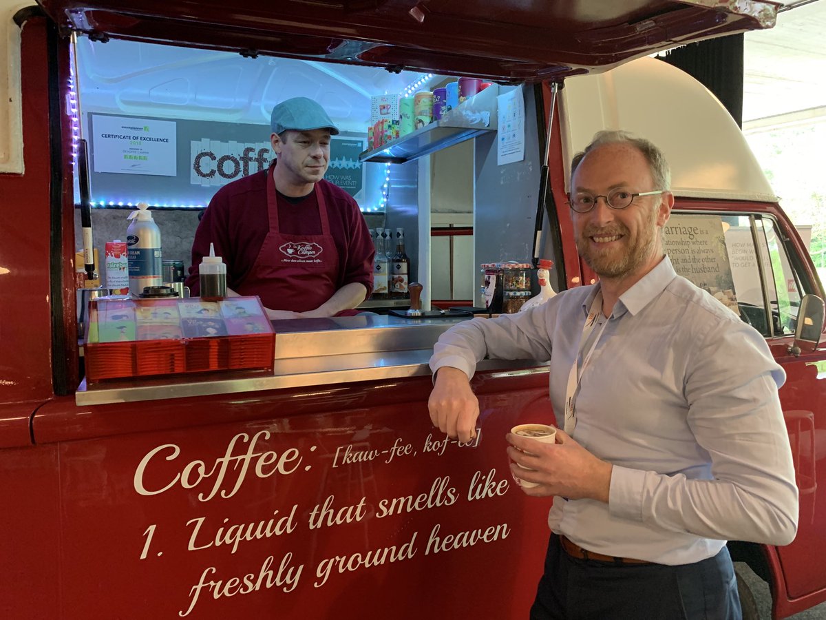 virovet's tweet photo. Goede koffies en meer in de nieuwe VIP Lounge #kfg2019 #dekoffiecamper https://t.co/ep8SNPDRpL