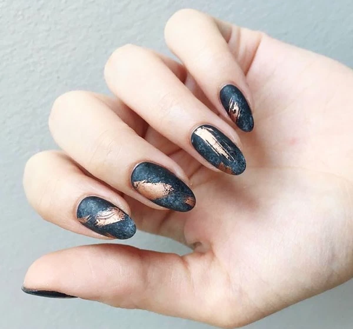NewWaverley's tweet photo. Buffcs /// #buffcs #thearchesedinburgh #edinburgh #salon #nailsalon #conceptstore #scottishbrands #indiebeautyuk #shopindependent #fortheindependent #nails #nailart #nailcare #nailcolour #customnailart #nailartclub #showscratch #gelnails #gellish #cnd #cndworld #notd https://t.co/wOeYpHwMss