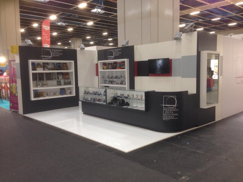 IPZS's tweet photo. Il Poligrafico torna a #Torino per l'edizione 2019 del @SalonedelLibro con le emissioni della #CollezioneNumismatica 2019, l'intera Collezione 2018, le ultime novità #editoriali ed un corner dedicato ai #tesori del @MuseodellaZecca @MEF_GOV @_MiBAC @twitorino @regionepiemonte https://t.co/3A1GrzD4HQ