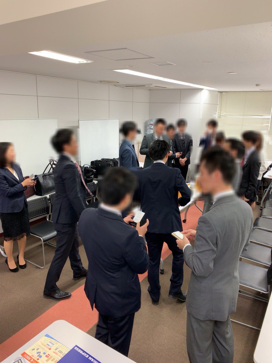 異業種交流会tact V Twitter 5 9の異業種交流会tact 新宿の光景です 今日は17名の方にお越し頂きました 久しぶりの異業種 交流会でしたがたくさんの方にお越し頂きました V 交流会 東京 ビジネス 名刺交換 人脈 Tact 異業種交流会 名刺交換会 経営