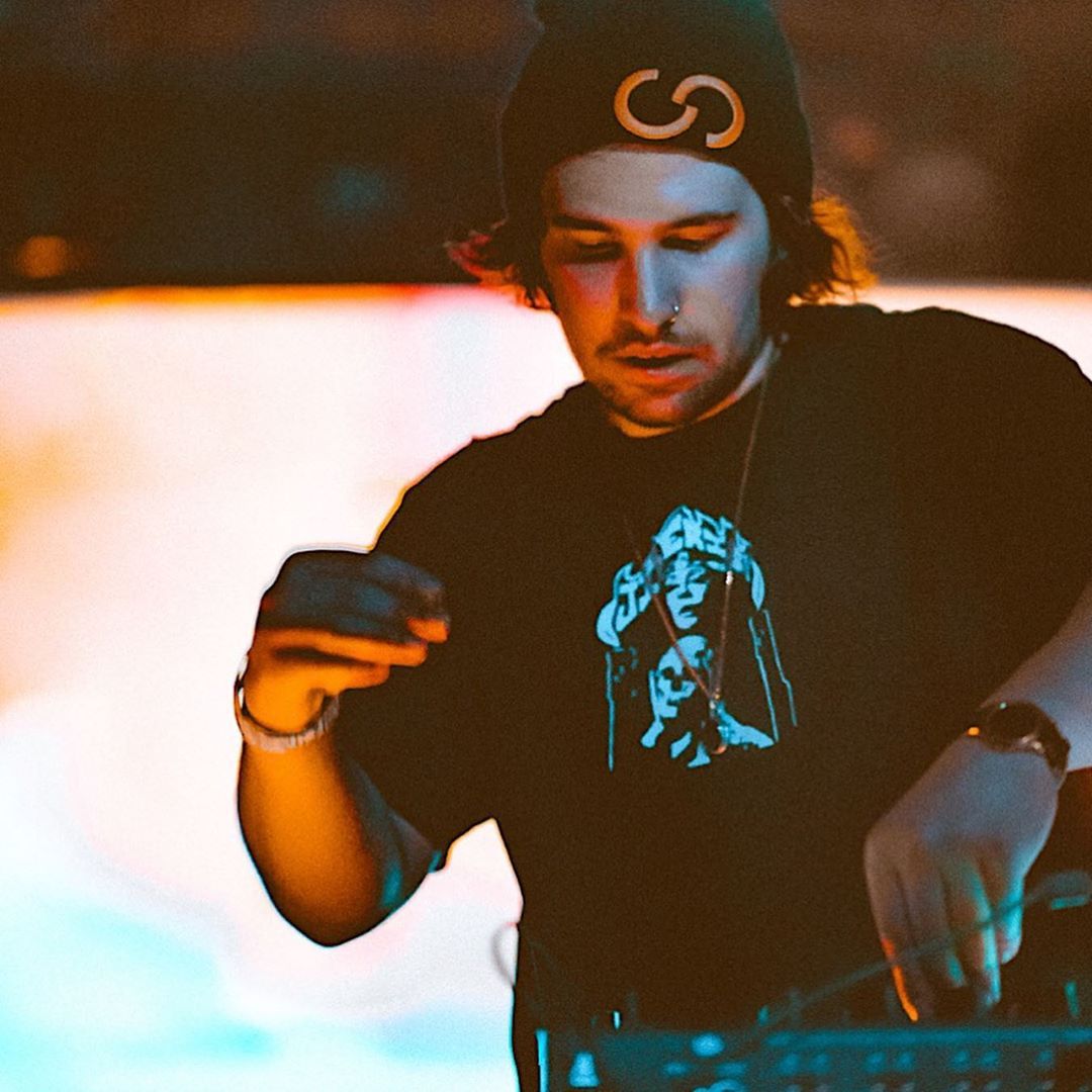 createmusicart's tweet photo. Shout out to @ctfbeats for stopping in with us and a big applause to his team for killing the tour. Thanks for repping some @createperiod merch on some of your dates! ๐
๐ธ: @jennicamaephoto
#CreateMusicArt https://t.co/RKg965eMTk