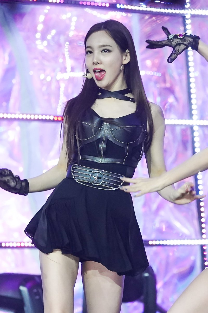 nayeon archive tweet media