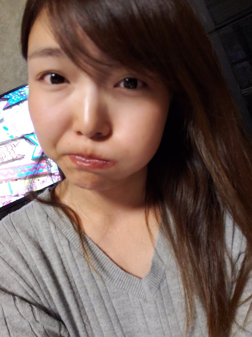 おつーおつー&hearts;  ＧＷはどーだったかーい？？  私は初めてGWに旅行したかも！！！  けど、遊び過ぎか 唇荒れ中どす〜。。 GW過ぎたら多忙な生活だからさ〜  GWなにしてたー？  しのぷー作品を一度も見なかったやろうは