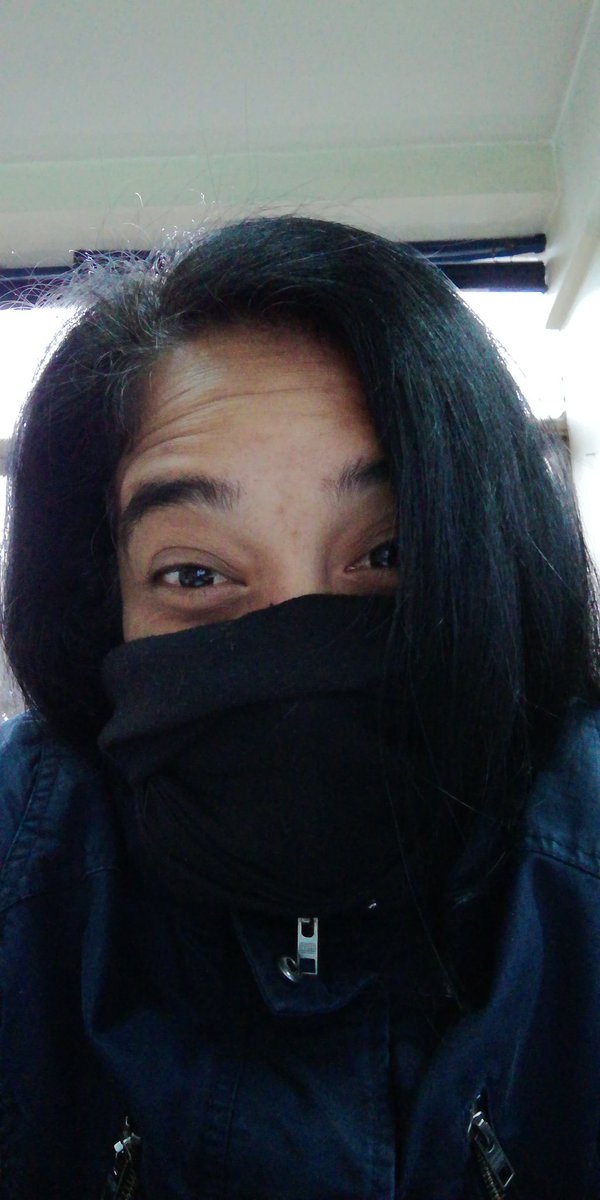SequeraAmbar's tweet photo. Yo: Voy a entrenar hoy.

También yo: Not Today 🌧️ https://t.co/18EIrtSGwM