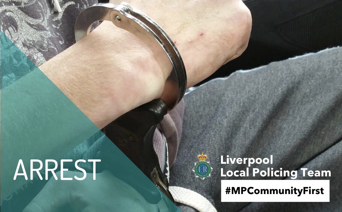 MerPolTuebrook's tweet image. A great team effort earlier this morning has resulted in the arrest of a male who made off from officers, male wanted for burglary offences. The incident occurred in the Kensington area and we would like to thank the local members of the public who assisted officers.