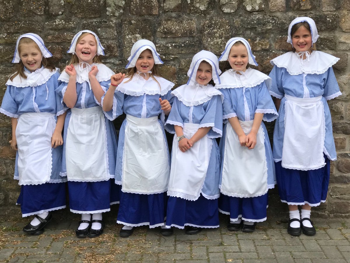magorciwprimary's tweet photo. We are very proud of our fabulous country dancers who danced at the Magor May Fayre on Monday! Diolch yn Fawr. @MagorChurchmen https://t.co/t2tDJgDjSs