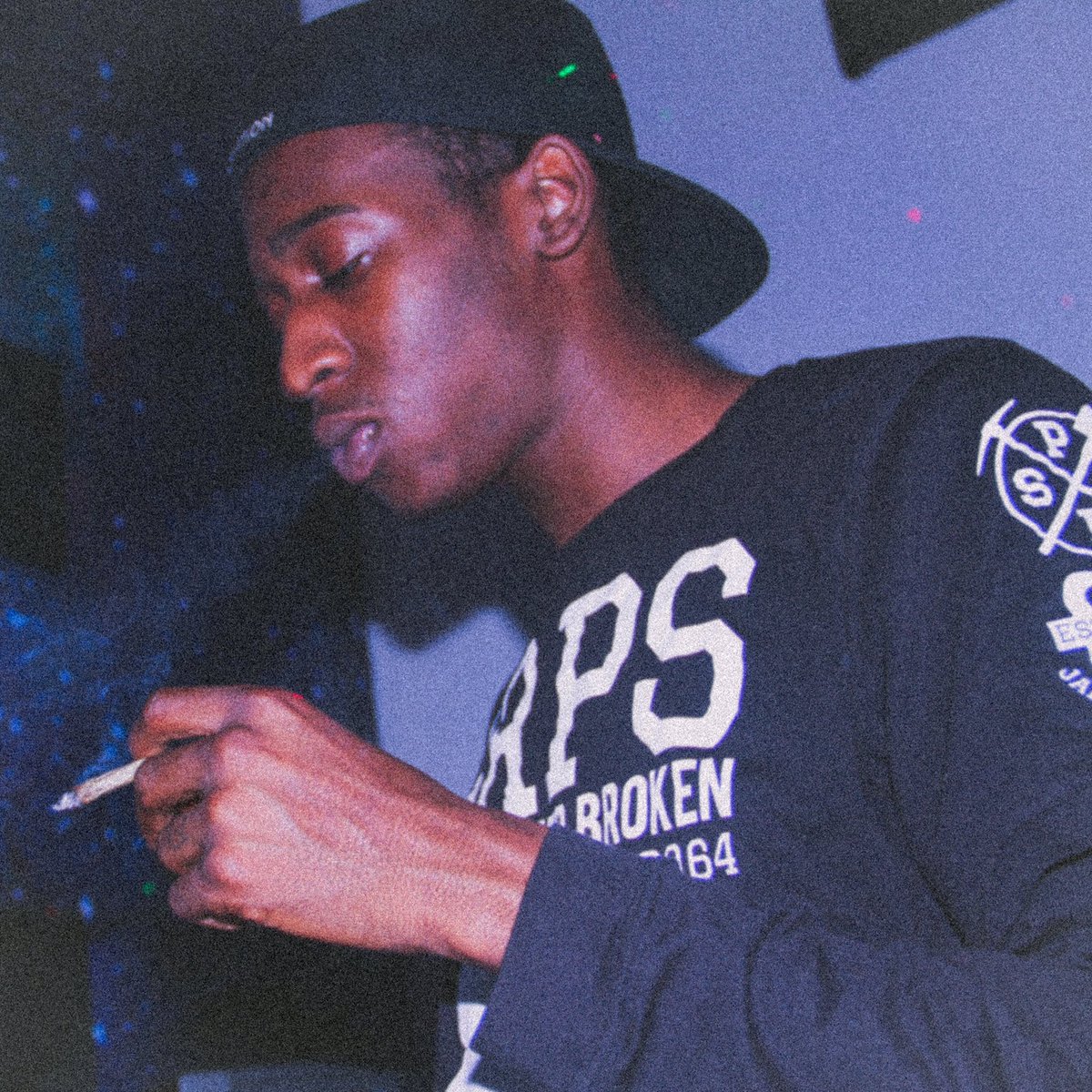 ROYALFOREVERR's tweet photo. I Got Ugly On Deez Hoes & LoccโD In..Still Ainโt Done Tho , We Jus Gettin Started UDigg ๐คง โ #InTheReign โ Out Now โ https://t.co/mFk1GPqAaI #itzRoyal #NothingsOvernight ๐ค๐พ https://t.co/NGMuib5m1l