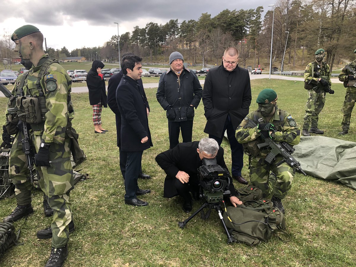 utkucakirozer's tweet photo. 13 Avrupa ülkesinden parlamenterler #İsveç ve #İzlanda’da Kuzey Avrupa ve Arktik bölgesine yönelik risk ve tehditleri sivil/askeri uzmanlarla masaya yatırdık.
#NATOPA #SWEDINT
#Riksdag #Berga #sipri
#Keflavik #Althingi
@natopa_TR @natopa https://t.co/qQFY1PNeQd