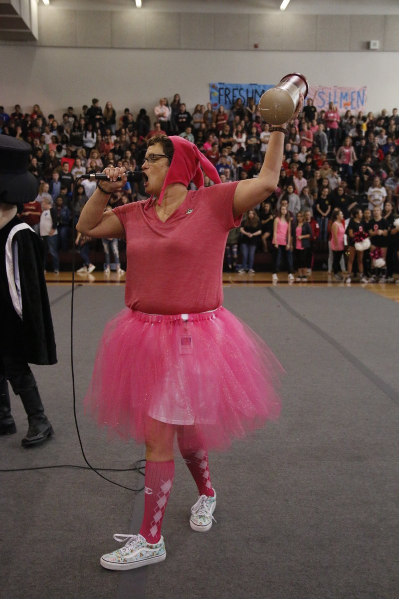 rhsrumbler's tweet photo. Happy Nurse's Week to our favorite school nurse, Jan Carpenter. No one can rival Nurse Carpenter's school spirit and the way she takes care of our Raiders. We love you, Nurse Carpenter!! https://t.co/efKC57aTZv