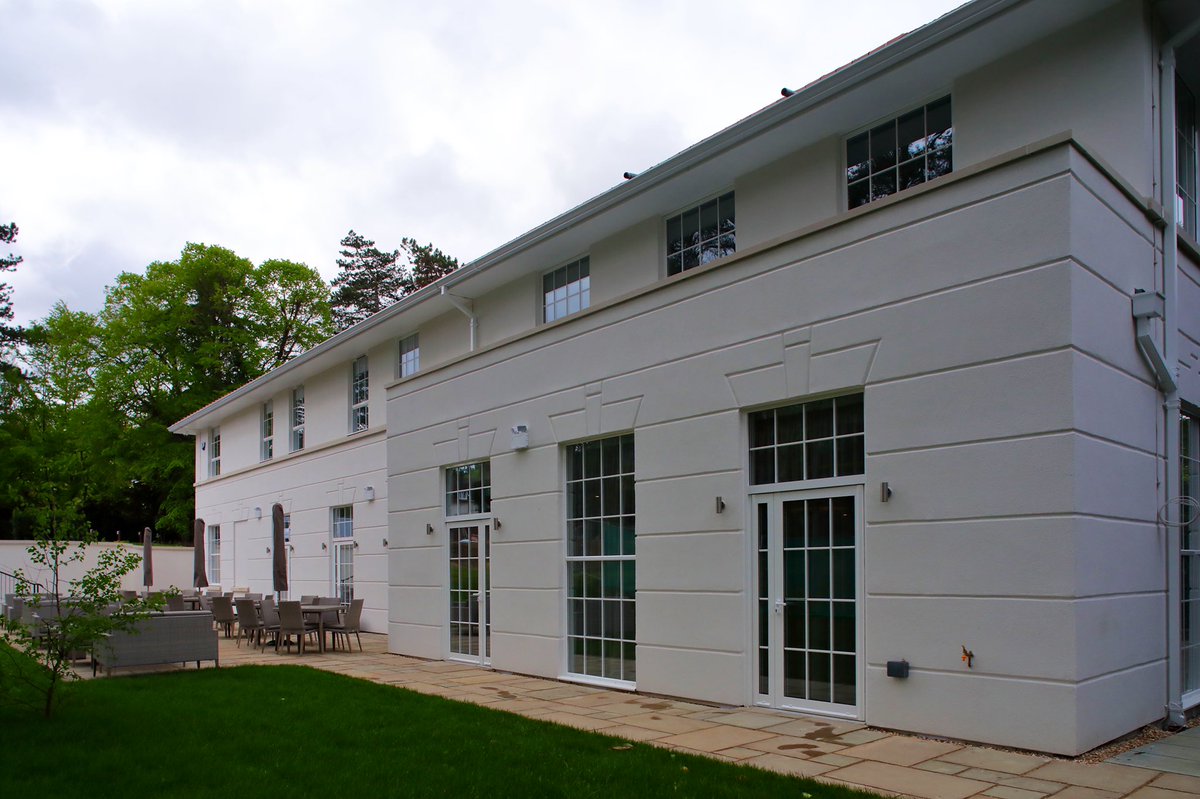 The Gorse Hill new build Conference Centre is now complete! The 20,000ft facility offers modern state of the art conference facilities, whilst reflecting the period beauty of the Manor House. #patondevelopments #gorsehill