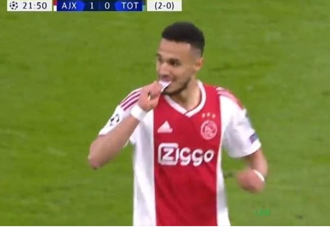 Demba Ba On Twitter Seeing Those 2 Kids Fasting While Playing Makes Me So Proud May Allah Be Satisfied Of You Brothers Mazraoui And Ziyech Https T Co W3h3pu29zt
