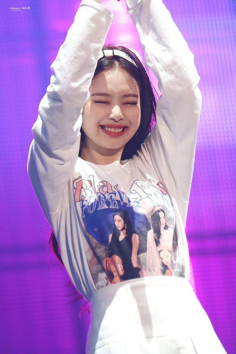 BP_Jennie_0116's tweet photo. 181111 갑자기 생각나서,,ㅋㅋㅋㅋㅋ 신난 젠드깅😆
#블랙핑크 #제니 #BLACKPINK #JENNIE https://t.co/OFCWoSvSdD