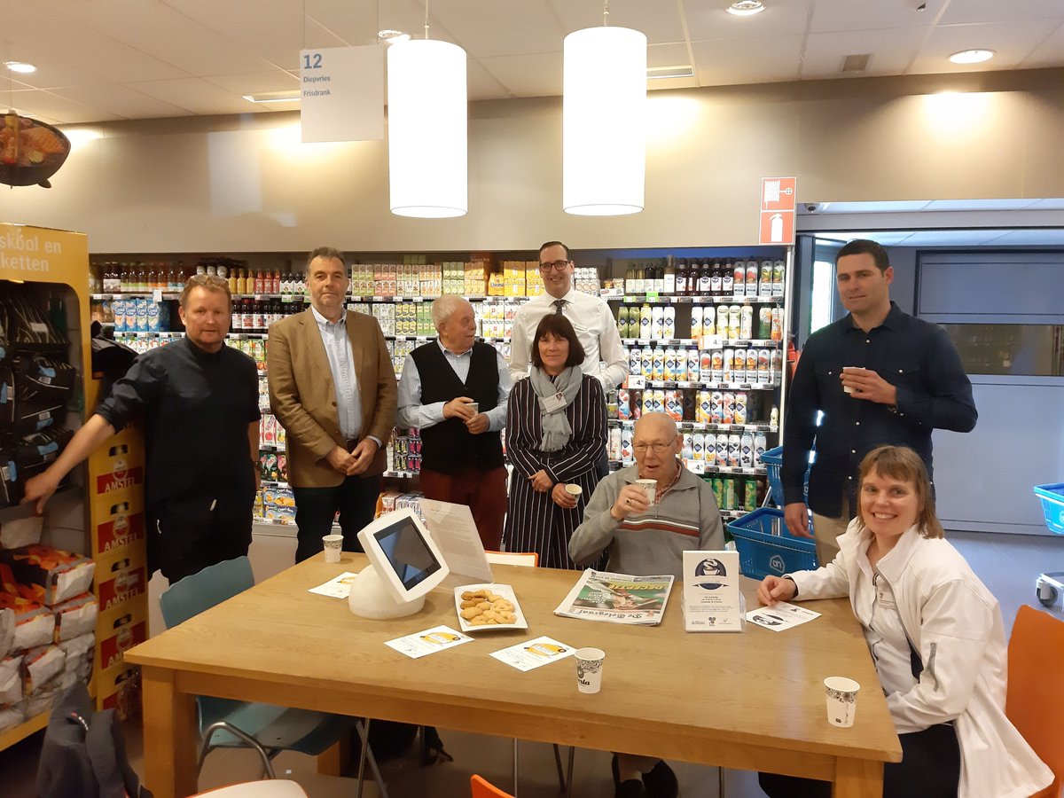 Wethouder De Haas opende vandaag ‘Koffie &amp; Welzijn, gewoon bij ABE’ Hier kunt u terecht met al uw vragen op het gebied van zorg, welzijn, mantelzorg, langer thuis blijven wonen etc.
gemeentewesterveld.nl/Bestuur_en_org…