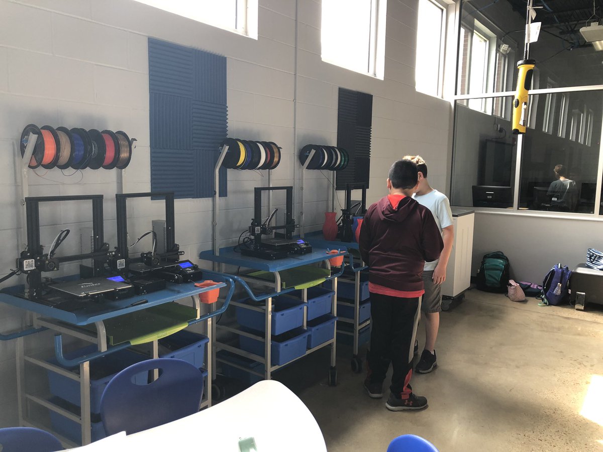 kkallhoff's tweet photo. @USJtigers 5th grade students are in #LAB212 this morning @DMS_Tigers imagining the possibilities. Excited about the STEAM emphasis in @DCSTigers1 @AlabamaDeptofEd @GovernorKayIvey @amstiweb https://t.co/3QSMNHYO8E