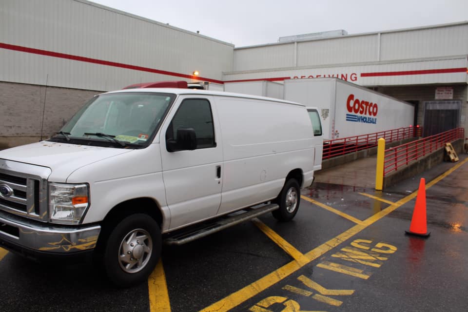 goshare's tweet photo. #GoShare helps businesses with more than just #LastMile. We're perfect for #B2B, #HotShot, #LTL, and more. Photo courtesy of #GoSharePro Troye in NJ, helping with a store-to-store delivery.
#Delivery #Moving #DeliveryApp #MovingApp #YourFriendWithATruck #VirtualFleet https://t.co/7gdeaOozUX