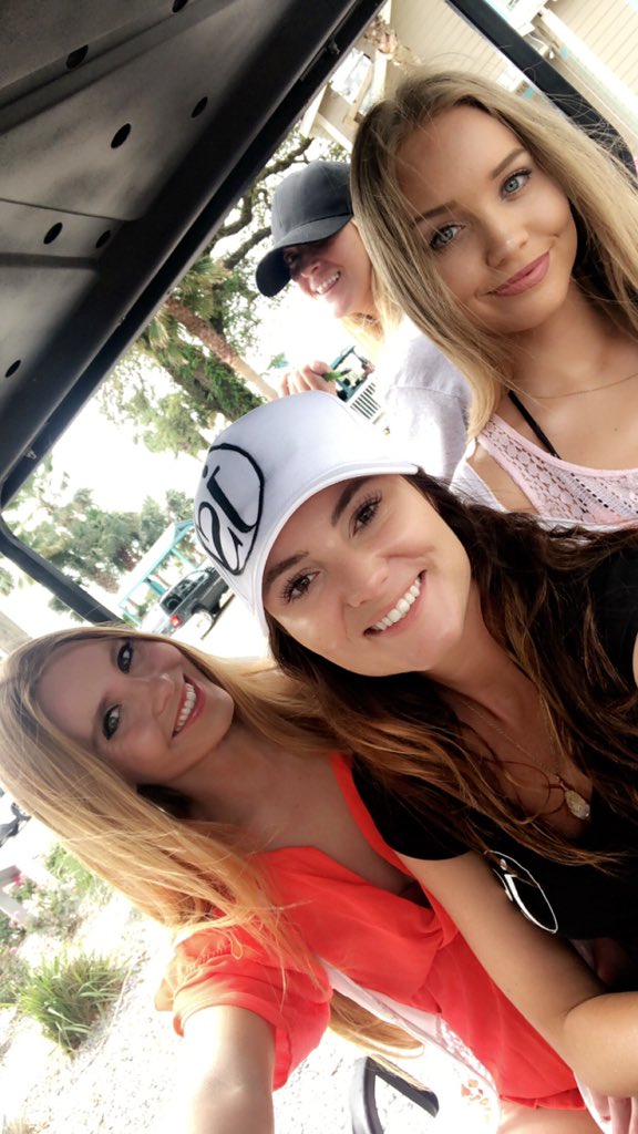 JerikasShowcase's tweet photo. Tune in to WLOX on CBS every Saturday at 6:30pm to see all the local hot spots popping up around our beautiful gulf coast!!! #wlox #cbs #js #shoplocal #biloxi #oceansprings #passchristian #beach https://t.co/ApSBgjGQzE