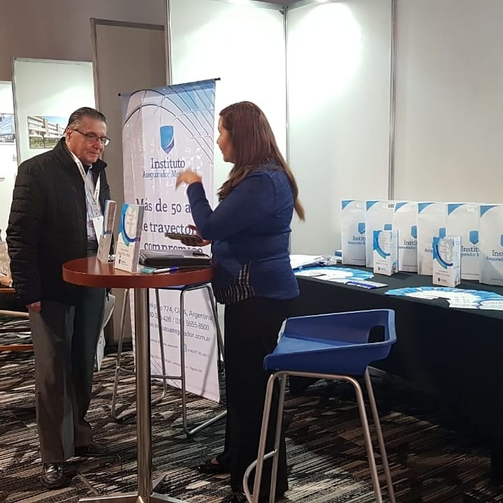 INSTITUTO_ASEG's tweet photo. Vení a visitar nuestro stand en  @ExpoConstruirOk. Te están esperando nuestros mejores asesores para conozcas todas las coberturas que tenemos para vos, tu empresa y tus trabajadores. https://t.co/qfjRW6VQUX